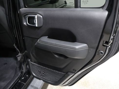 Used 2019 Jeep Wrangler Unlimited Sahara w/ Dual Top Group image 20