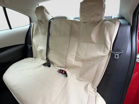 Used 2020 Toyota Corolla LE FWD image 15