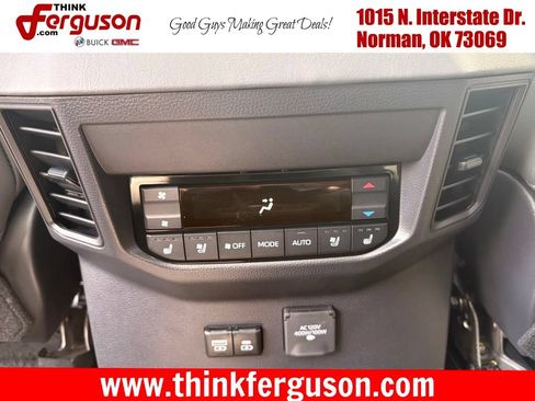Used 2026 Toyota Sequoia Capstone AWD/4WD image 40