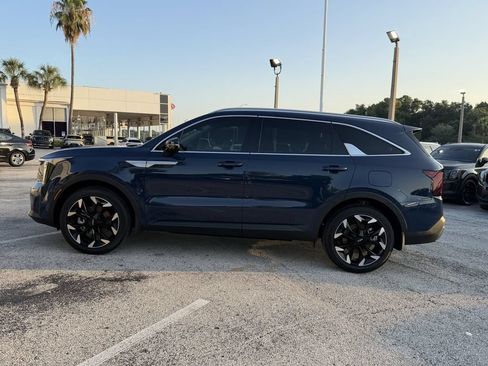 Certified 2026 Kia Sorento SX FWD image 8