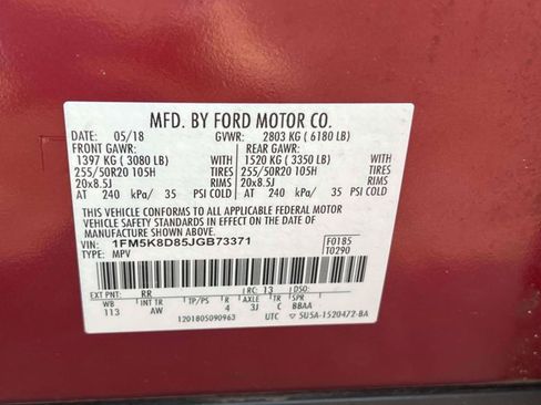Used 2018 Ford Explorer XLT w/ Equipment Group 202A AWD/4WD image 23