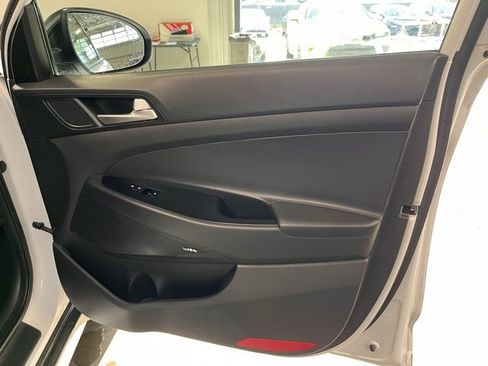 Used 2019 Hyundai Tucson Night image 13