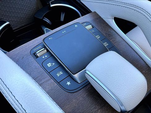 Used 2021 Mercedes-Benz GLE 350 GLE 350 image 35