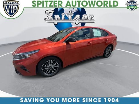 Certified 2023 Kia Forte GT-Line FWD image 4
