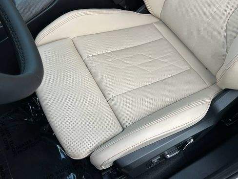 Used 2026 BMW X3 xDrive30i w/ Convenience Package AWD/4WD image 15