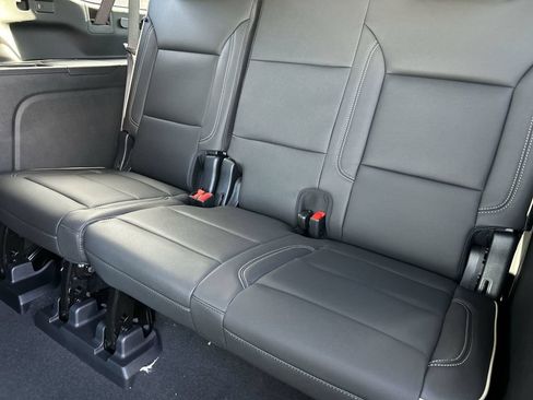 New 2026 GMC Yukon XL Elevation AWD/4WD image 35