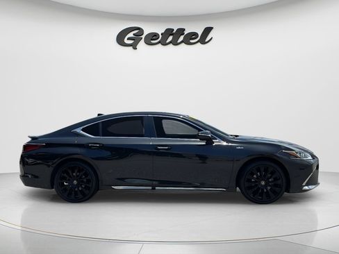 Used 2021 Lexus ES 350 w/ Accessory Package FWD image 4
