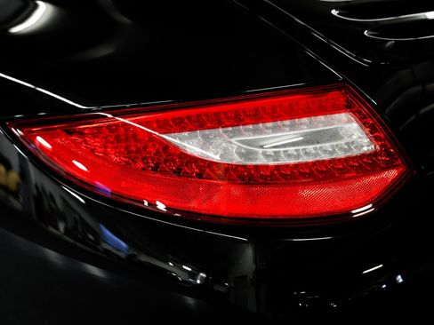 Used 2011 Porsche 911 Carrera S RWD image 31