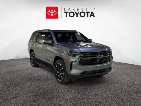 Used 2021 Chevrolet Tahoe RST w/ Luxury Package RWD image 13