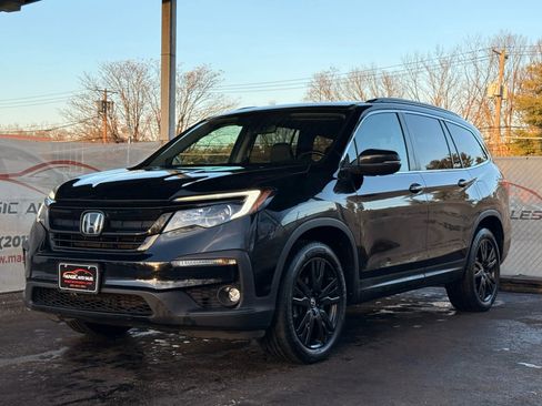 Used 2022 Honda Pilot Special Edition image 3