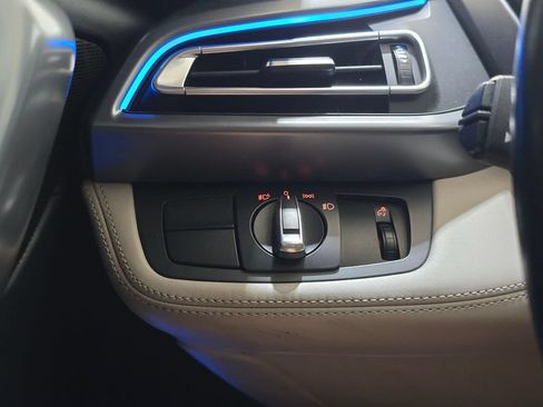 Used 2014 BMW i8 AWD/4WD image 21