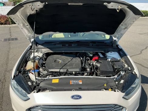 Used 2014 Ford Fusion SE w/ Equipment Group 202A FWD image 33