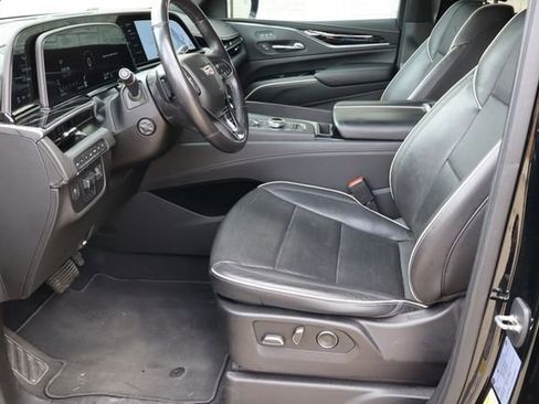 Used 2021 Cadillac Escalade Sport w/ Driver Assist Tech Package AWD/4WD image 17