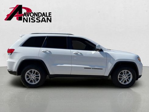 Used 2018 Jeep Grand Cherokee Laredo AWD/4WD image 7
