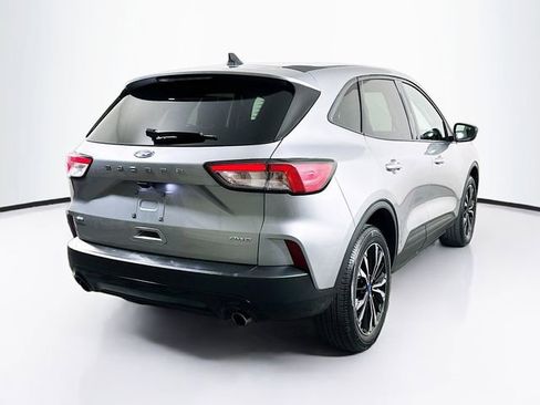 Used 2022 Ford Escape SE w/ SE Sport Appearance Package AWD/4WD image 9