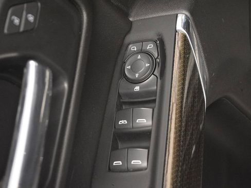 Used 2022 Chevrolet Silverado 1500 LT image 40