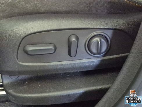 Used 2022 Chevrolet Equinox LT FWD image 15