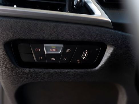 Used 2025 BMW 430i xDrive w/ M Sport Package image 48