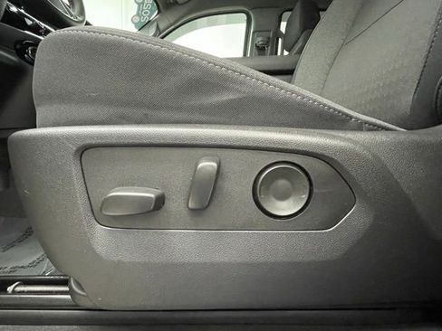 Certified 2025 Chevrolet Silverado 1500 RST AWD/4WD image 11