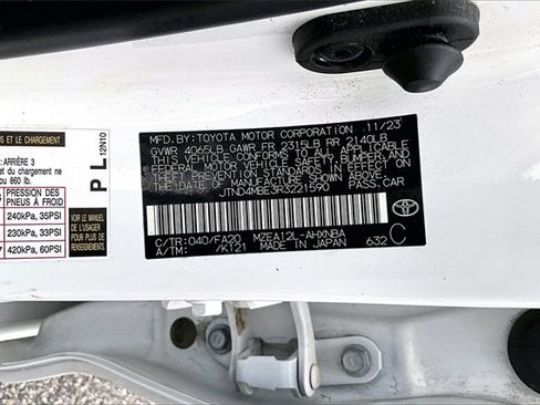 Used 2024 Toyota Corolla SE image 16