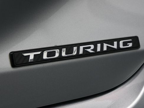 Used 2022 Toyota Avalon Touring image 38