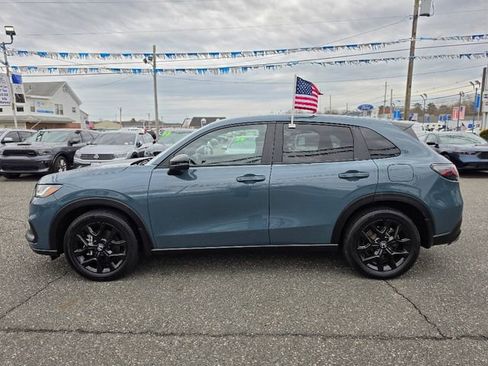 Used 2024 Honda HR-V Sport image 2