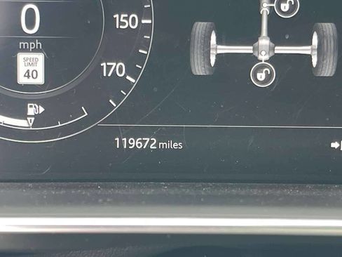 Used 2018 Land Rover Range Rover Supercharged image 27