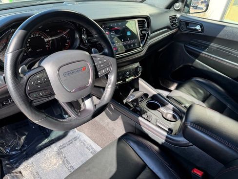 Used 2025 Dodge Durango GT AWD/4WD image 11