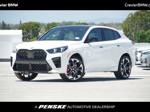 New 2026 BMW X2 xDrive28i w/ Technology Package AWD/4WD image 1