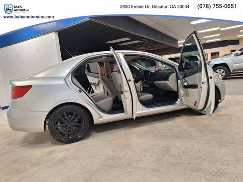 Used 2012 Kia Forte EX w/ Premium Pkg image 5