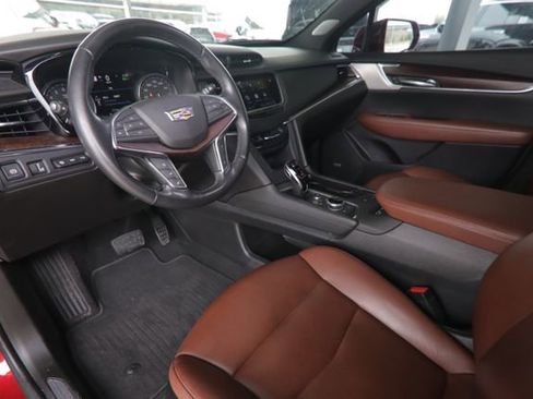 Used 2020 Cadillac XT5 Premium Luxury image 7