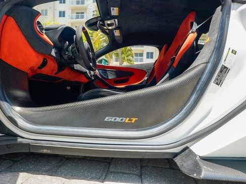 Used 2019 McLaren 600LT RWD image 71