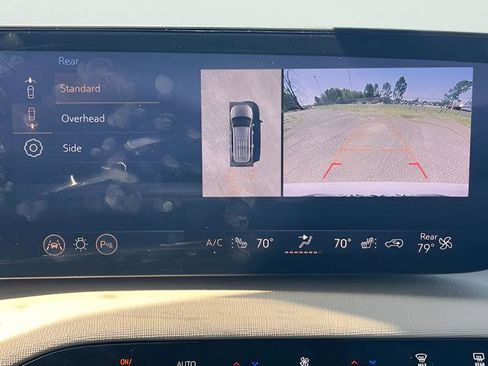 Used 2025 Buick Enclave Preferred image 27