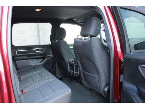 Used 2022 RAM 1500 Big Horn AWD/4WD image 12