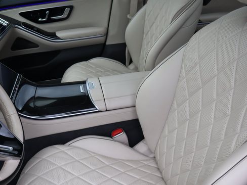 Used 2023 Mercedes-Benz S 580 4MATIC Sedan image 21