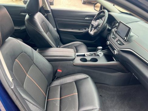 Certified 2022 Nissan Altima 2.5 SR FWD image 19