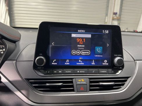 Used 2025 Nissan Altima 2.5 SR image 33