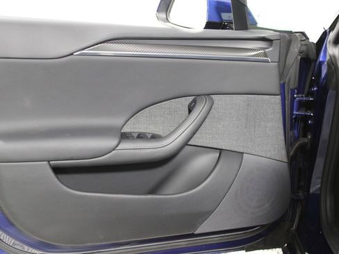 Used 2021 Tesla Model S Plaid image 6