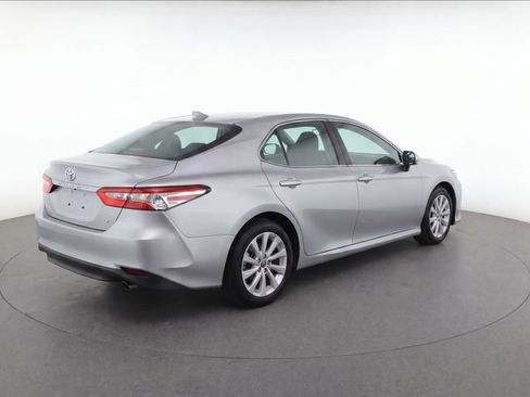 Used 2023 Toyota Camry LE FWD image 4