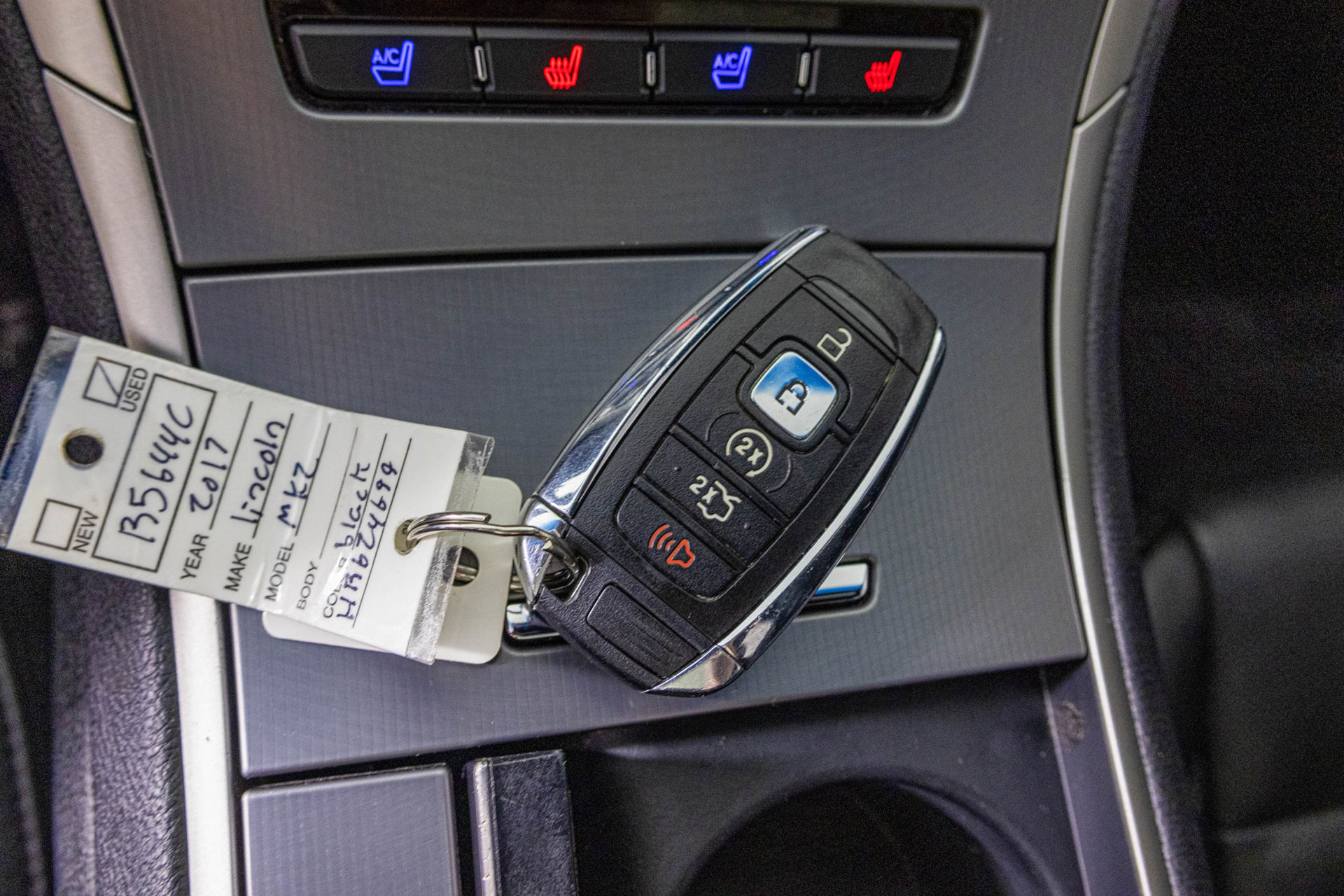 Used 2017 Lincoln MKZ Reserve AWD/4WD image 31
