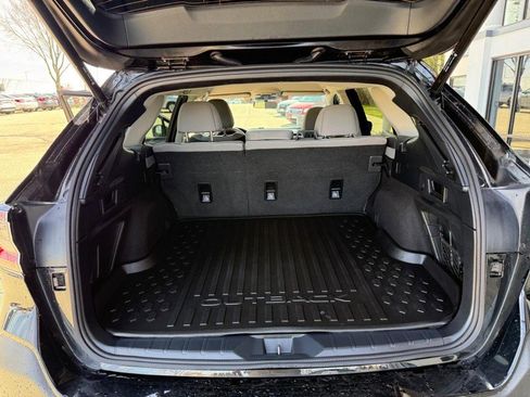 Used 2022 Subaru Outback Premium AWD/4WD image 13