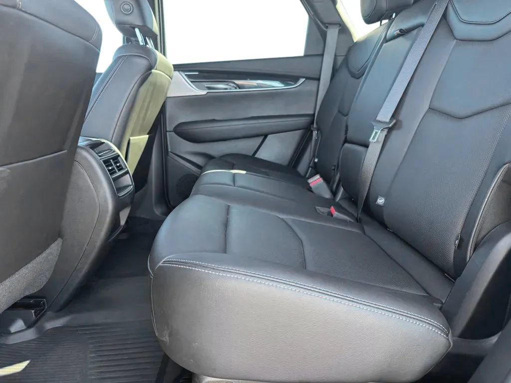 Used 2023 Cadillac XT5 Premium Luxury AWD/4WD image 18