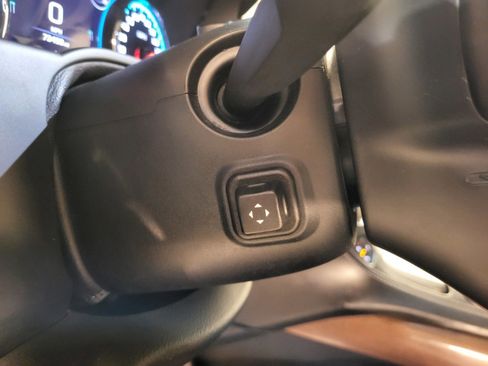 Used 2019 GMC Yukon Denali w/ Denali Ultimate Package image 41