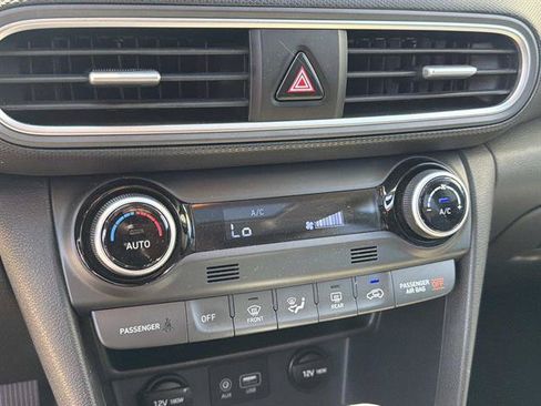 Used 2018 Hyundai Kona Limited FWD image 20