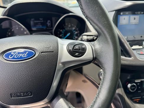 Used 2016 Ford Escape Titanium image 13