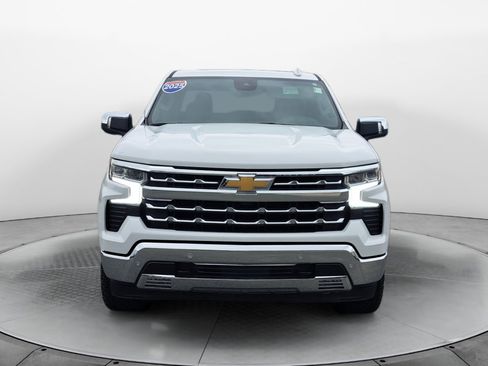 Used 2025 Chevrolet Silverado 1500 LTZ w/ Z71 Off-Road Package AWD/4WD image 2
