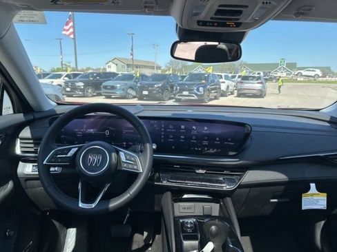 New 2025 Buick Envision Preferred AWD/4WD image 38