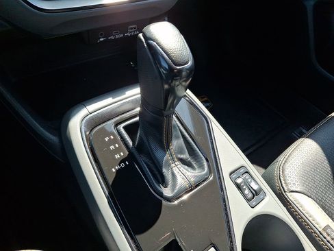 Used 2024 Subaru Crosstrek 2.5i Wilderness w/ Crosstrek Mirror Package image 16