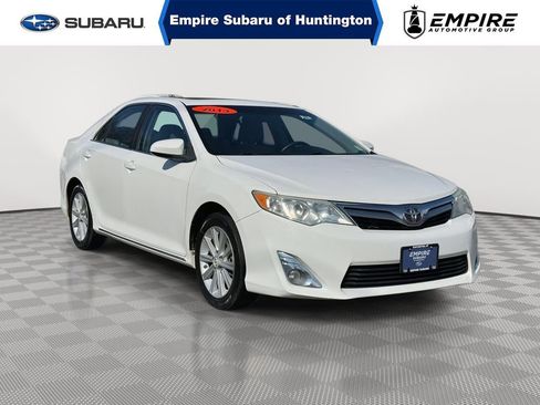 Used 2013 Toyota Camry XLE w/ Preferred Accessory Pkg image 1