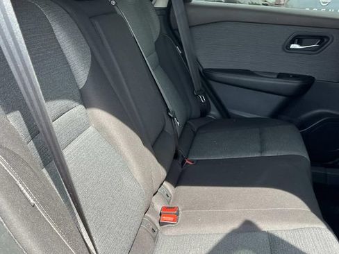 Used 2023 Nissan Rogue SV AWD/4WD image 22